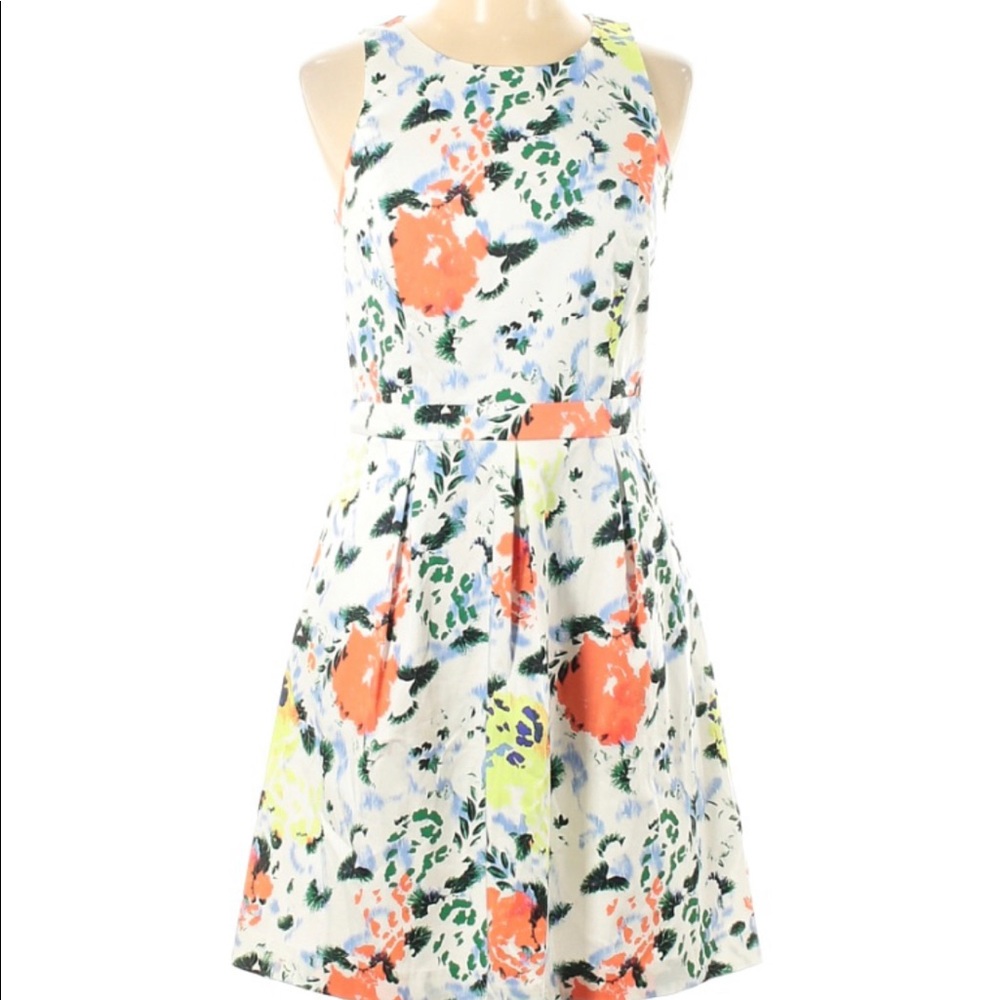 Gap White Colorful Floral Print Dress size 10
